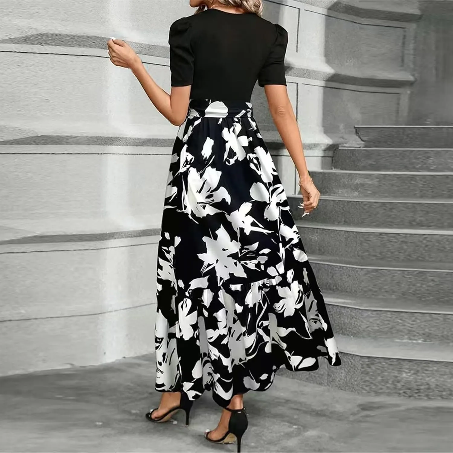 Azeralia Women's Summer Casual Flutter Short Sleeve Crew Neck Smocked Elastic Waist Tiered Midi Dress Elegant Beach Dress