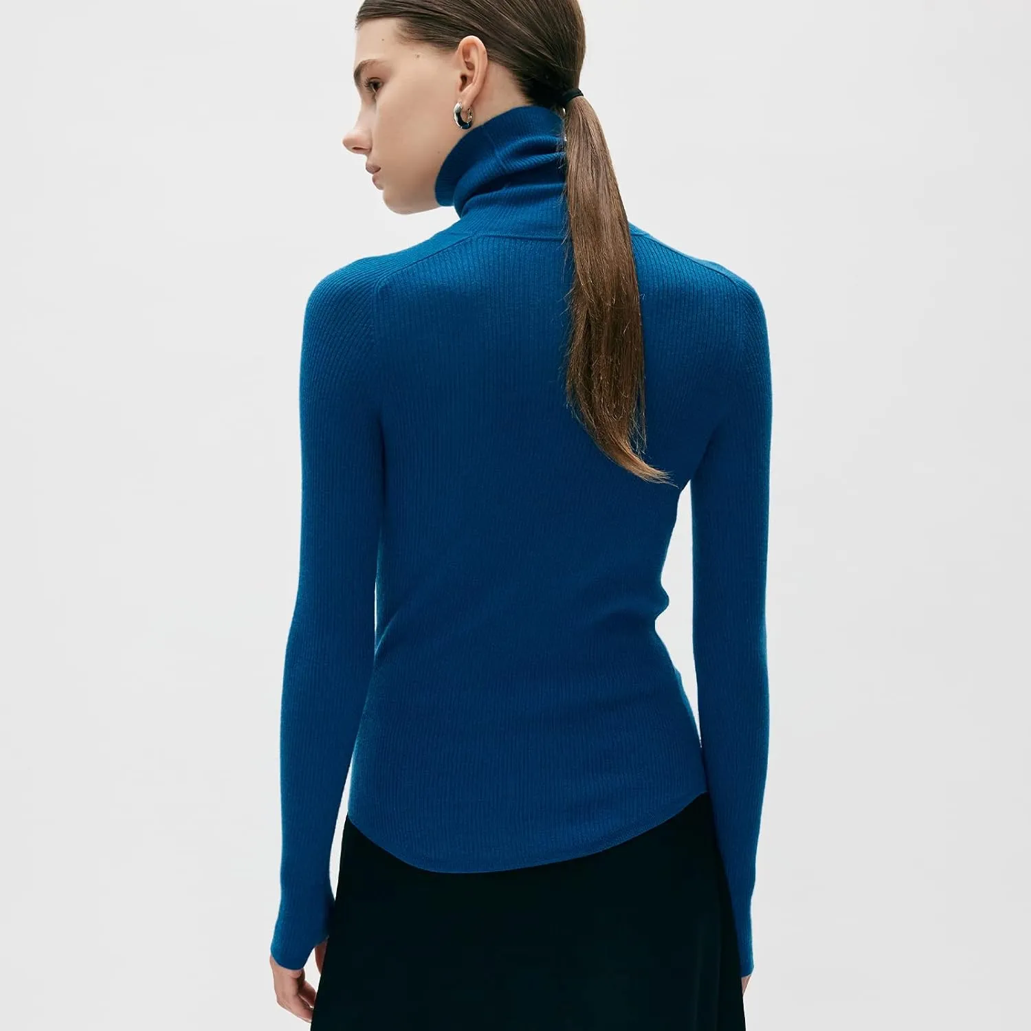 COLD POSH Women's 100% Merino Wool Knitted Turtleneck Sweater High Neck Slim Fit Knit Sweaters Long Sleeve Soft Warm Tops