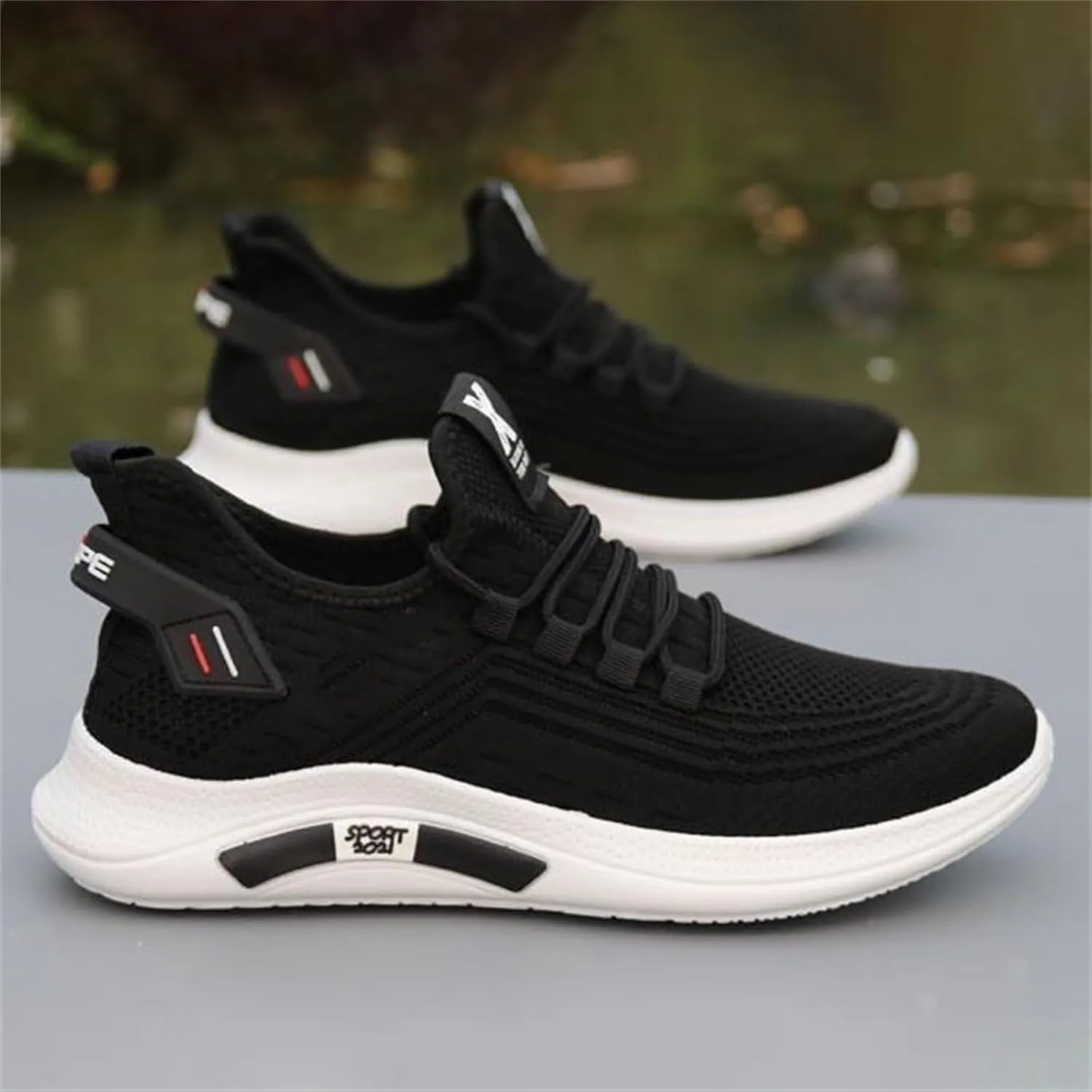Walking Shoes for Women Men Comfort Summer Breathable Lightweight Walking Non Slip Sneakers Fashion Walking Sneakers